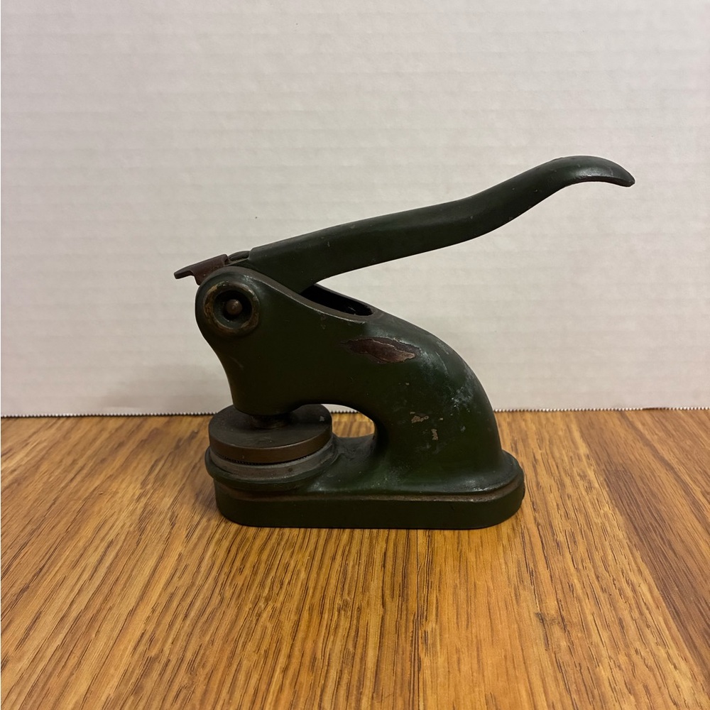 Antique 1932 New Jersey Store Cast Iron Green Gold Stamp Seal Press Broun Green